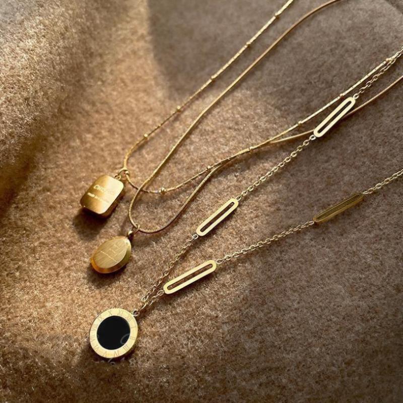 Titanium Steel Necklace Layering Choker Elegant Fashion Golden Jewelry for Women