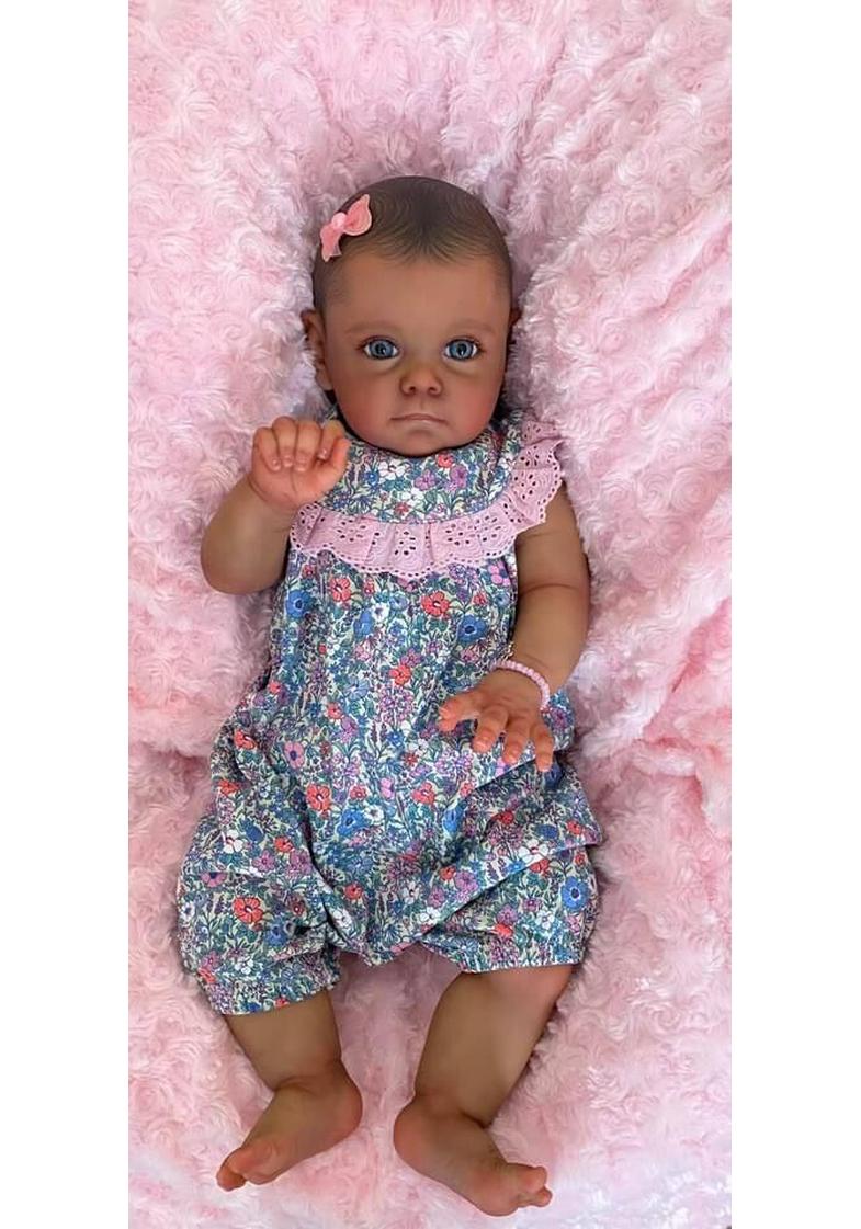60cm Realistic Reborn Doll Maggi: Dark Skin Mixed-Race Baby with 3D Hand-Painted Features 60 cm