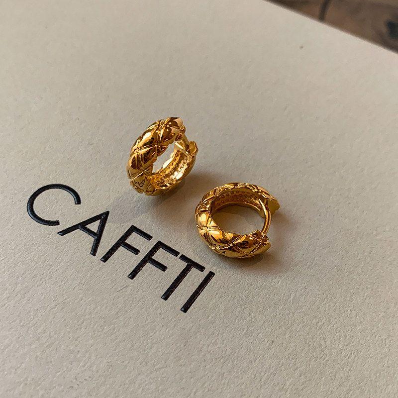 Fashion Metal Gold Silver Diamond Plaid Big Hoop Earrings Female Accessible Luxury Fancy Elegant Earrings Ear Clips Earrings Small - Gold