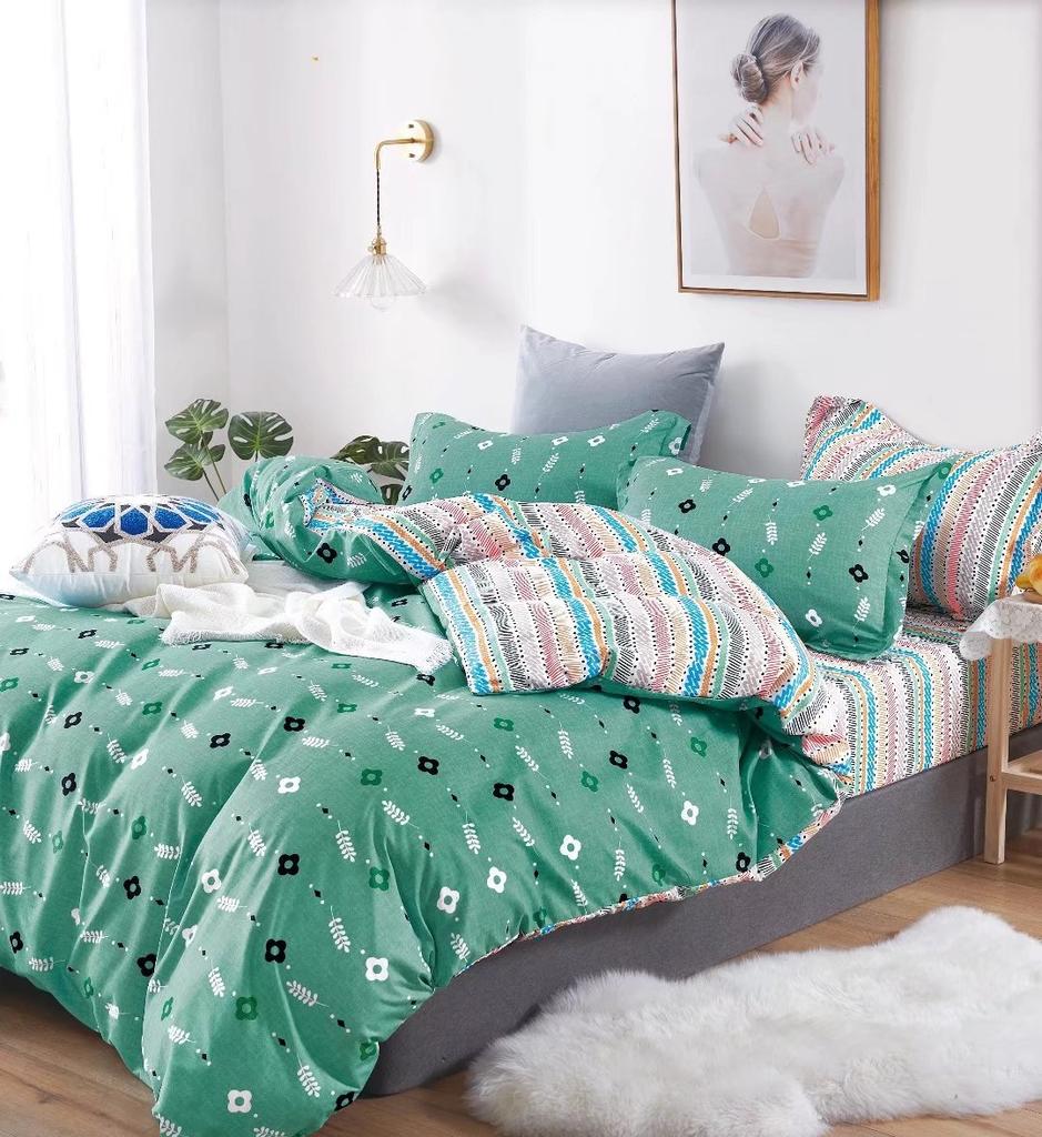 Traditional Printed Pillowcase Quilt Cover Two Or Three-Piece Set Is Available