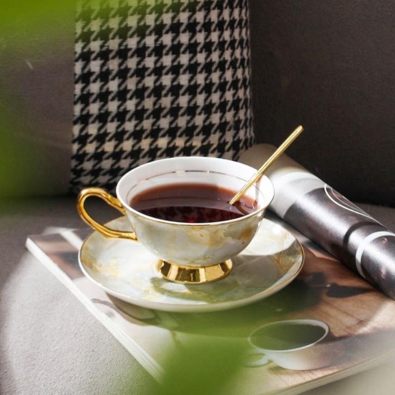 British High-end Phnom Penh Bone China Coffee Cup Dish Set European Marble Ceramic Teapot Tea Pot Household Kettle