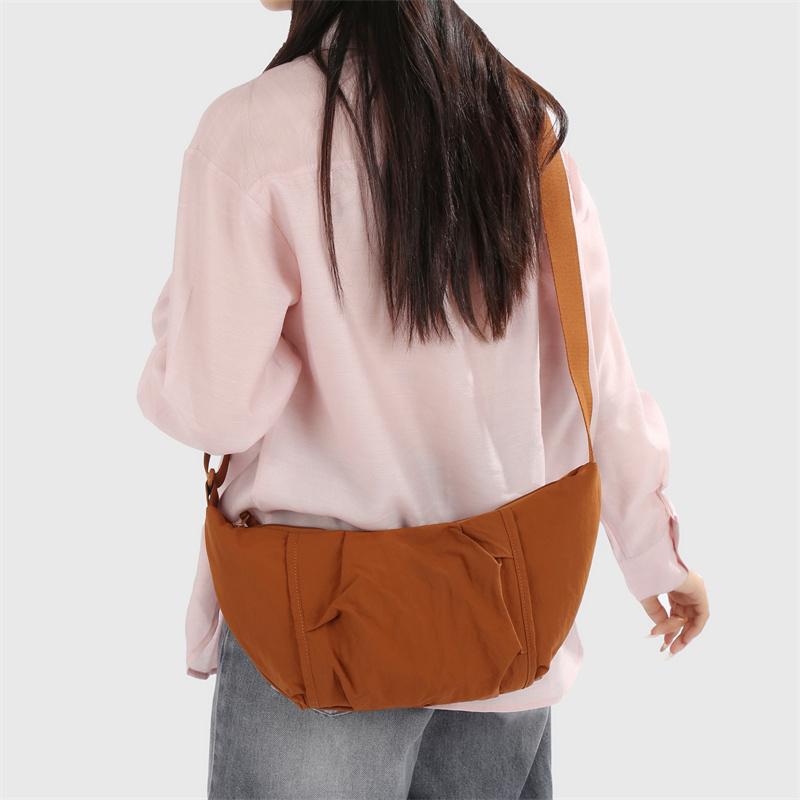 Lightweight Hobo Bag Large Capacity Crossbody Bag Commuter Bag Women's Travel Shoulder Bag