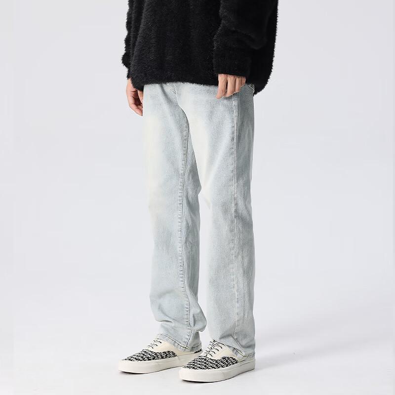 

Новые джинсы из эластичного денима прямого кроя с эффектом стирки S