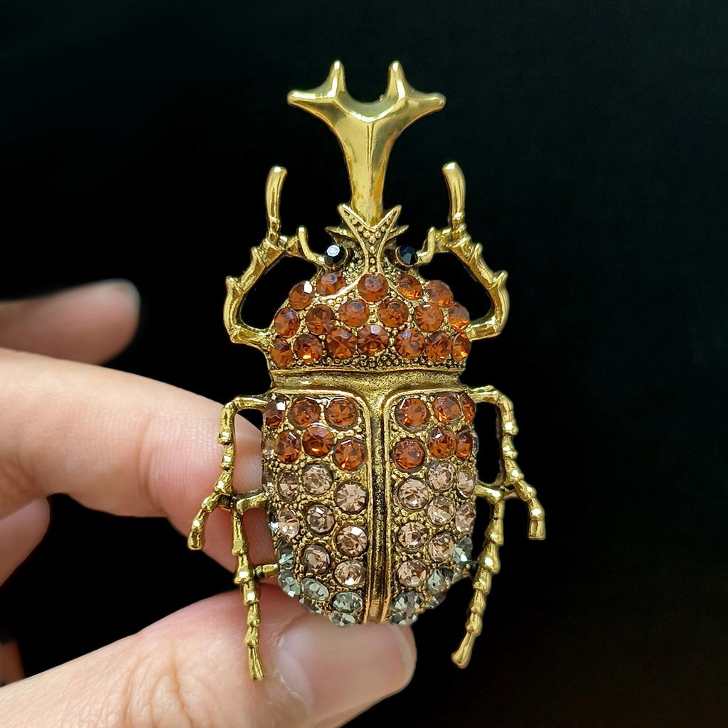 Stylish Rhinestone Unicorn Beetle Brooch for Women Unisex Insect Pin Friend Event Party New Gifts Jewelry Decoration Accessories