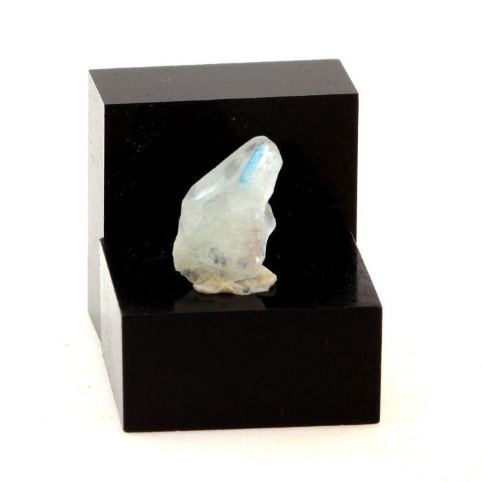 Pierres et Minéraux. Euclase. 3.11 ct. Parelhas, Rio Grande do Norte, Brésil.