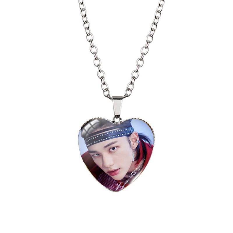 Stray Kids Heart Shaped Time Gem Pendant Necklace For Trendy Boys With Regular Chain