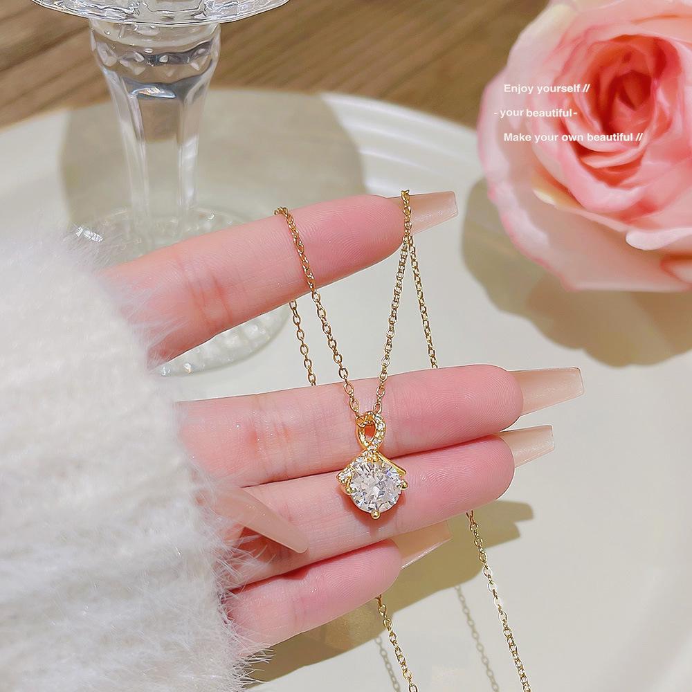 2025 Luxury Titanium-Clad Women's Summer Necklace - Non-Fading, High-End Design