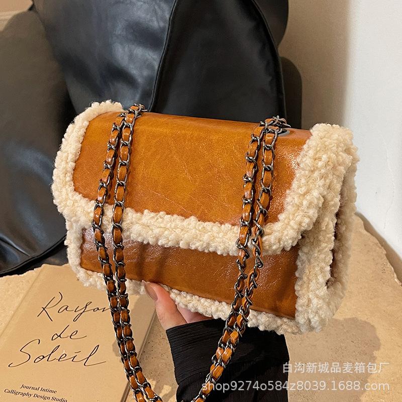 French Niche Fashion Chain Underarm Small Bag Women's 2025 New Autumn and Winter Retro Lamb Wool Splicing Messenger Bag