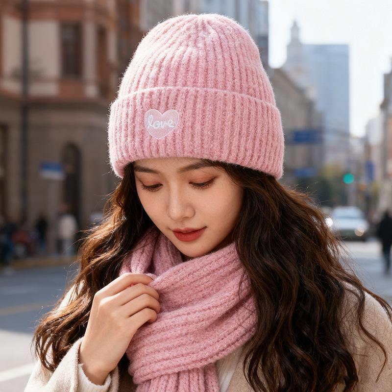 Autumn and Winter Warmth, Love Letter Embroidered Hat, Women's Big Head, Knitted Hat, Ear Protection, Cold Protection Beanie