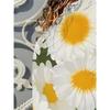 Women's long-sleeved shirt full of white daisies, embellished with yellow stamens, green leaf substrate, fresh and elegant pattern