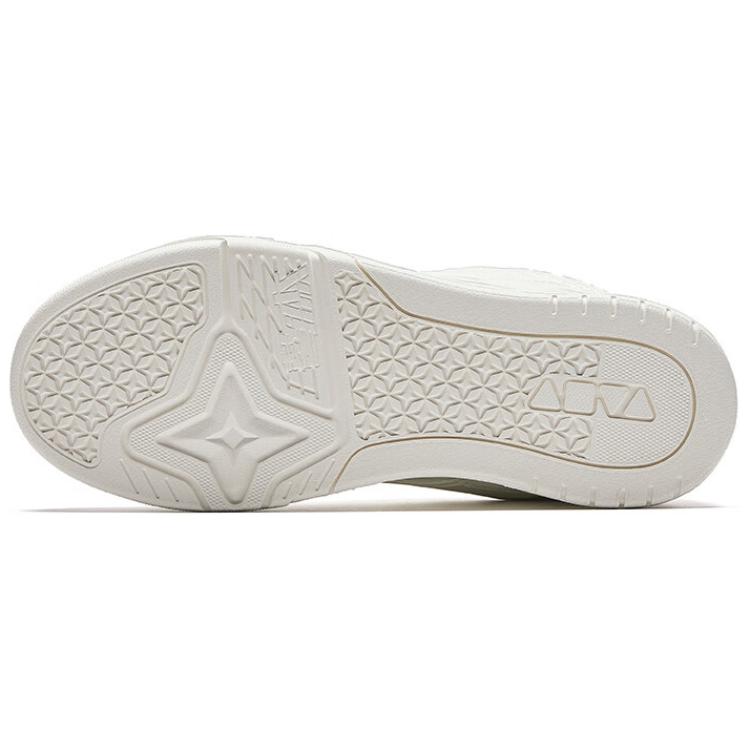 Anta Aojie Comfortable Versatile Non-Slip Shock Absorbing Low-Top Sneakers Men Sneakers Ivory-White 112518040-1