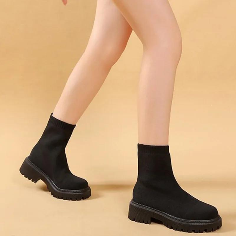 SyfIyno Neue Socken Schuhe Frau Stretchstoff Mid-Calf Lässige Plateau-Stiefel Netzrot Gestrickte Kurze Stiefel Damen Übergröße Stiefeletten