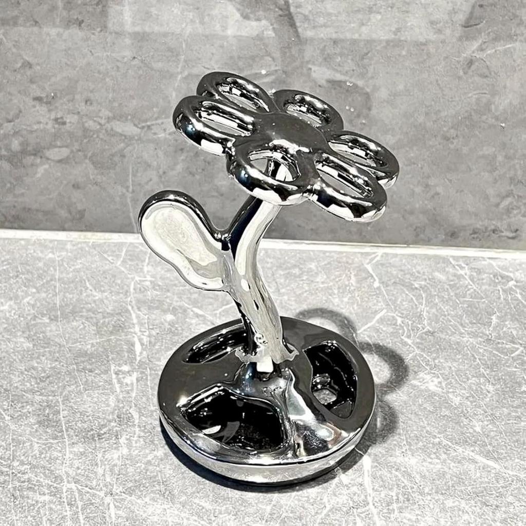 Elegant Ceramic Flower Toothbrush Holder for Bathroom Organization Makeup Brush Holder for Vanity: A Stylish Bathroom Accessory