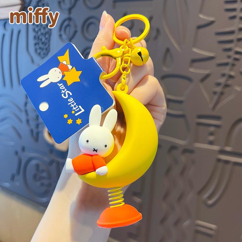 New Kawaii Miffy Rabbit Keychain Cartoon Couple Backpack Pendant Car Key Accessories Creative Festival Gifts