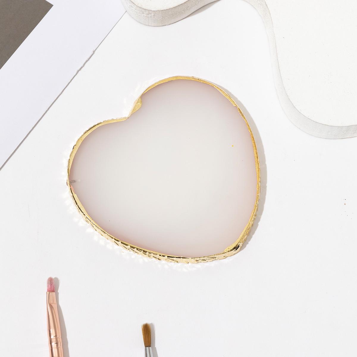 BEPAN 1PC Heart-shaped Resin Agate Stone Nail Art Palette False Nail Tips Mixing Color Drawing Pallet Display Shelf Manicure Tool