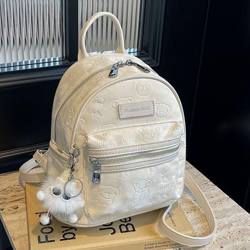 Fashion Internet Celebrity Travel Small Bag Women's New Foreign Style Versatile Go To Work Go Out More Large Capacity Backpack