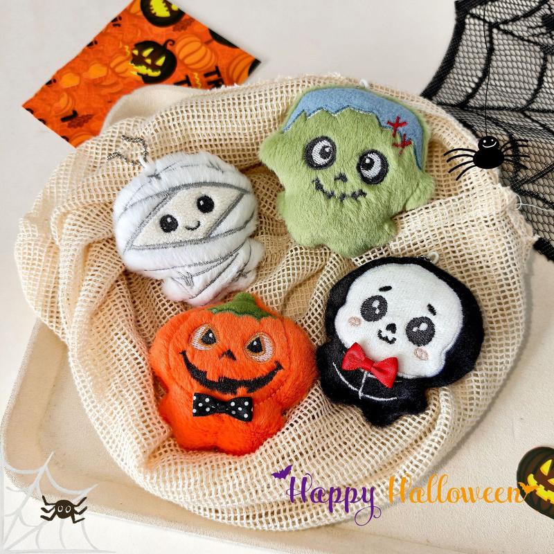 Kawaii Cartoon Halloween Plush Keychains Soft Fluffy Portable Key Rings for Halloween Party Souvenir Kids Small Gifts