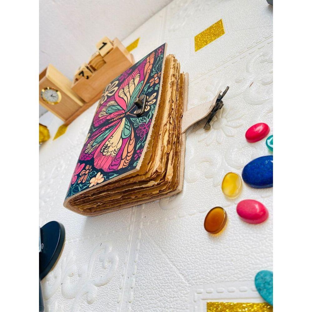 Book of Shadows Butterfly and Flowers Kožený deník 200 listů papíru