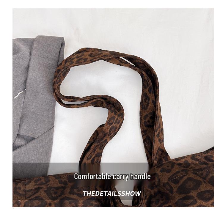 Women's Large Capacity Velvet Leopard Print Shoulder Bag - Retro Korean Style