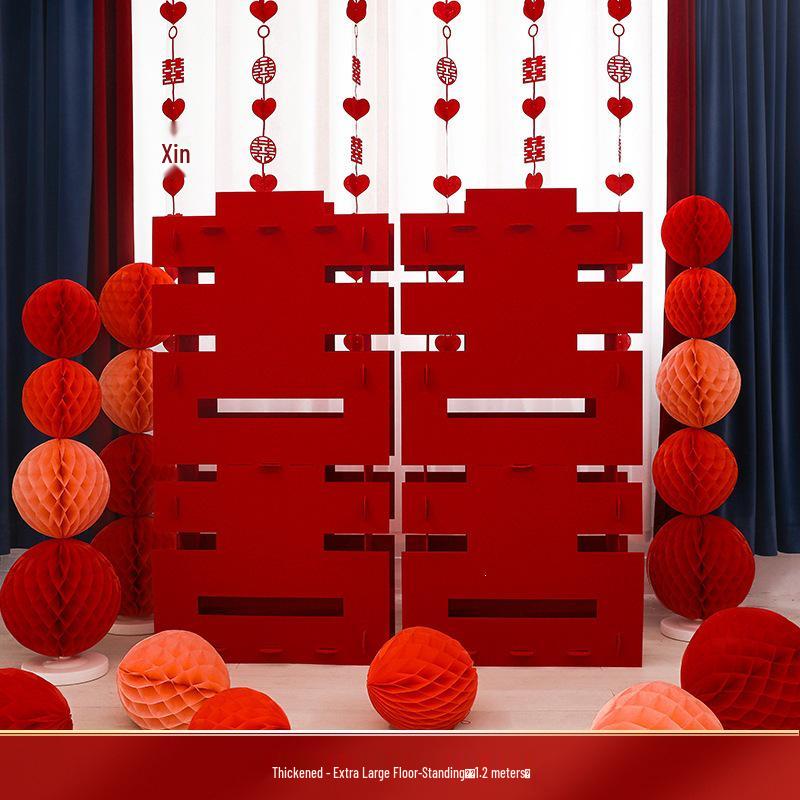 3D Large Happy Character Ornament for Wedding Room Decoration