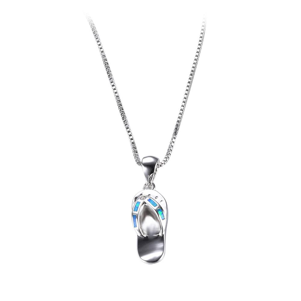 

Small Niche Design Personalized Flip Flops Pendant Versatile Necklace