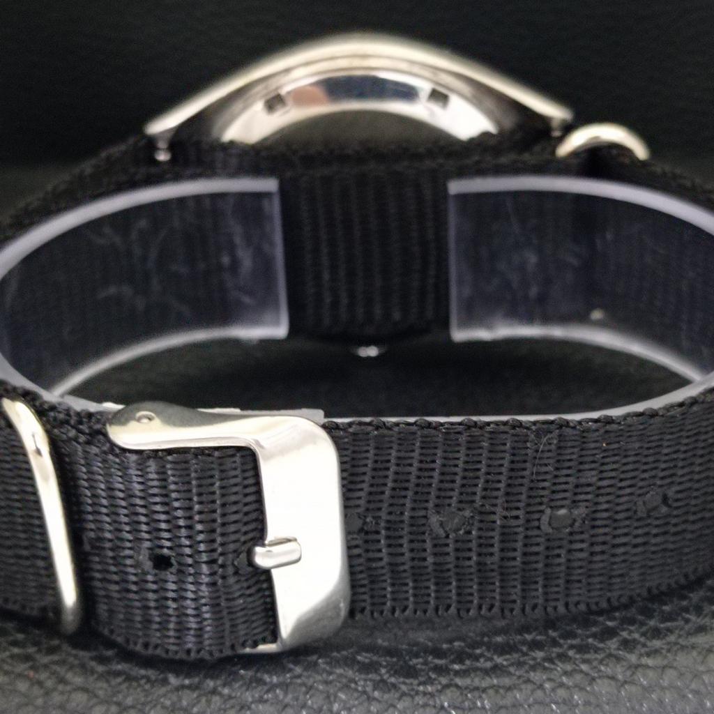 JAPAN VINTAGE CITIZEN AUTOMATIC 8200 MENS BLACK COLOR DIAL WATCH a702753-1 R210-a702753