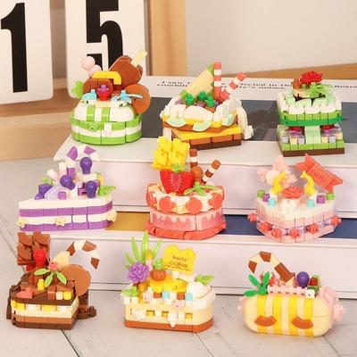 Creative Building Blocks, Mini Fruit Chocolate Strawberry Cake Building Blocks, Model Ornaments, Girls' Birthday Gifts, Birthday Cake Building Blocks