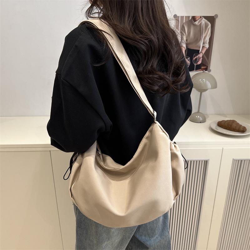 Crossbody Bag Female Lazy Style Literary and Artistic Large-capacity Dumpling Bag Student Casual Simple Solid Color Shoulder Bag