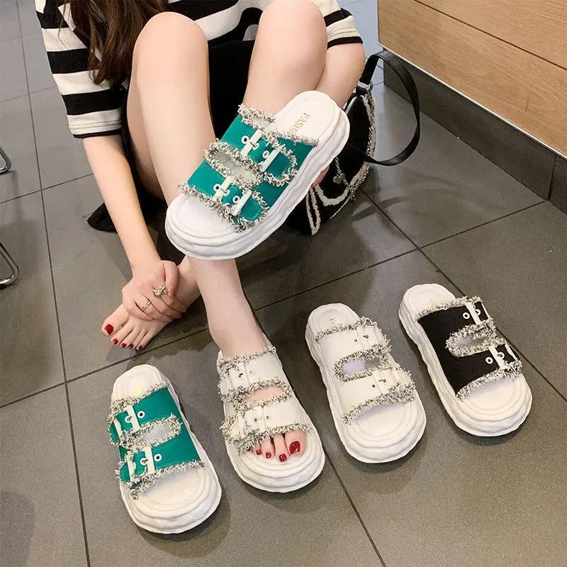 Fashion Cute Ladies Slippers And Sandals Comfortable Elegant Summer New 2024 With Promotion Hot Designer Fashion Platform Slipper Female