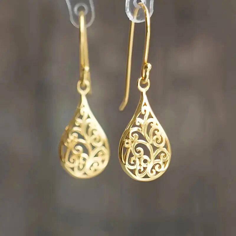 Vintage Filigree Teardrop Drop Earrings for Women Elegant Hollow Carved Earrings for Daily and Party Wear