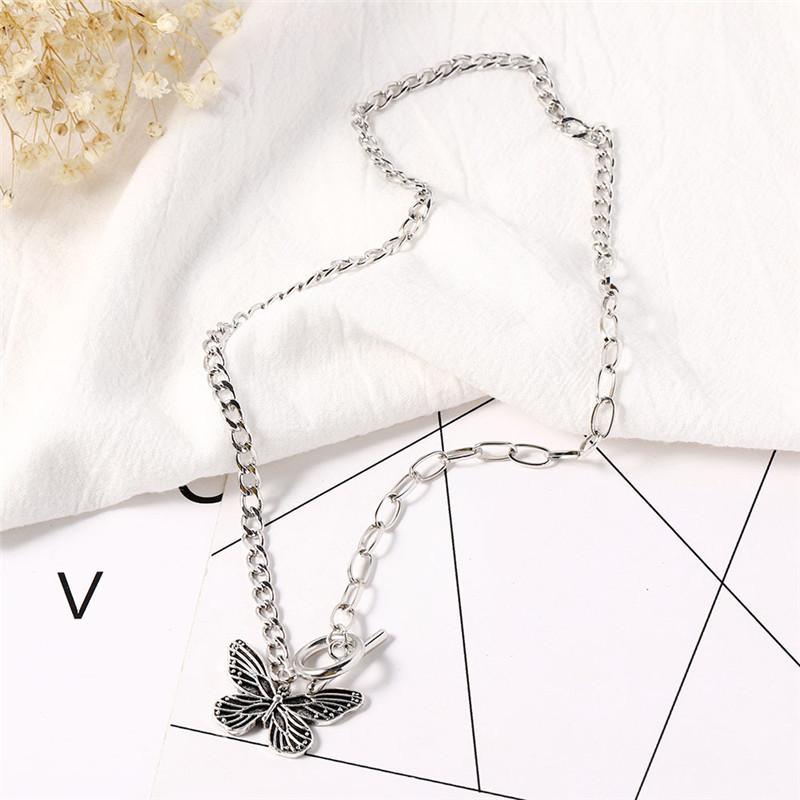Vintage Butterfly Pendant Necklace Femininity Popular Ot Buckle Collarbone Chain Bracelet Set
