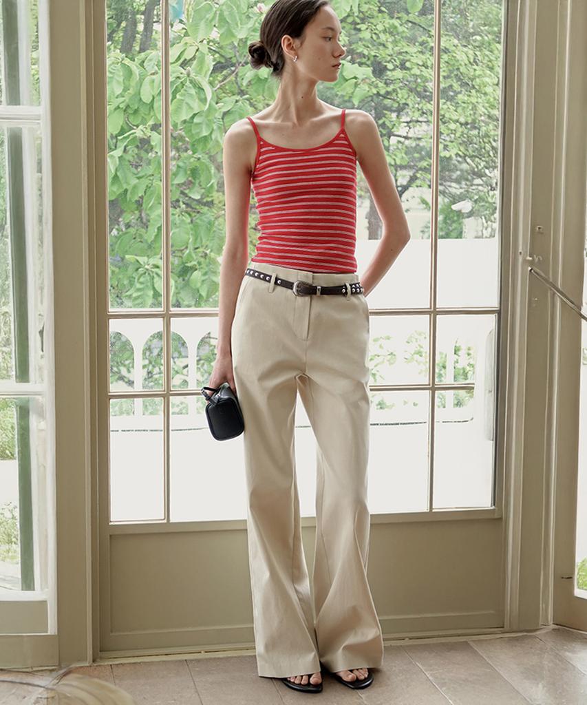 Kwinseulaebis Clean-Cut Cotton Tuck Low-Waist Pants_Navy_2Colors