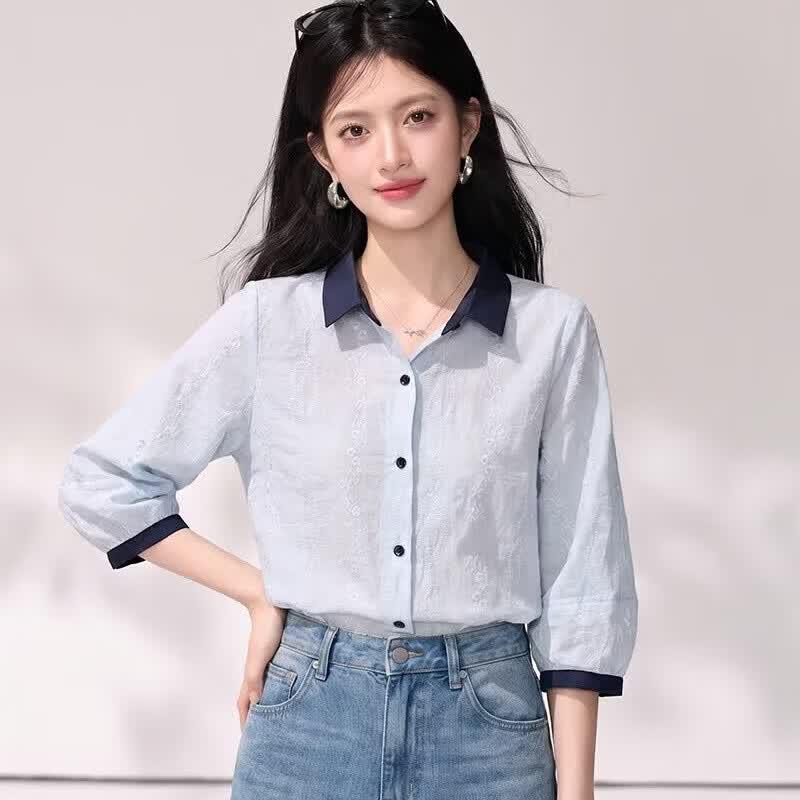 Women's Light Blue Contrast Collar V-Neck Shirt