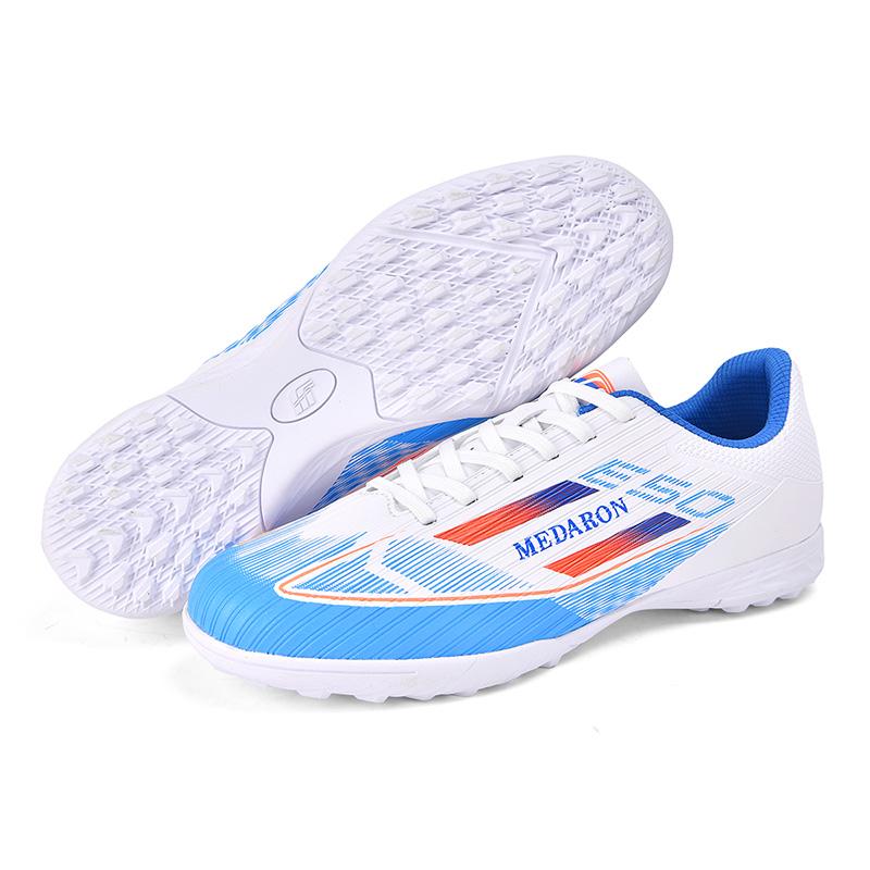 New Men Soccer Shoes Training Professional Outdoor Adult Kids Futsal Football Boots Ultralight TF/FG Sports Shoes High-quality