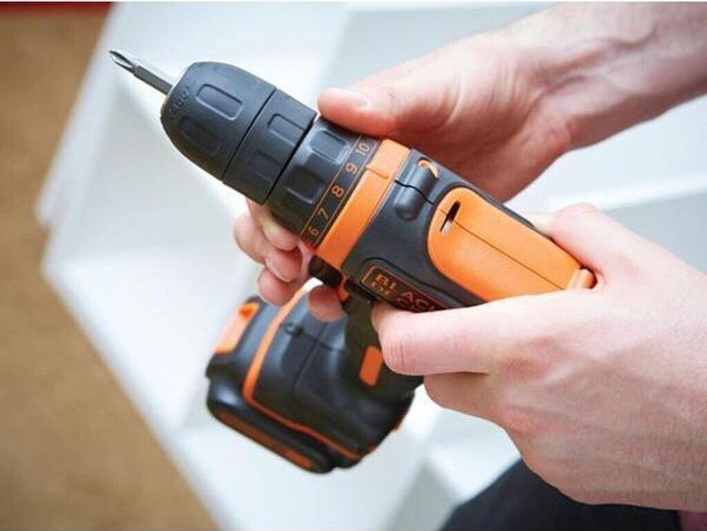 Дрель-шуруповёрт Black & Decker BDCDD12KB
