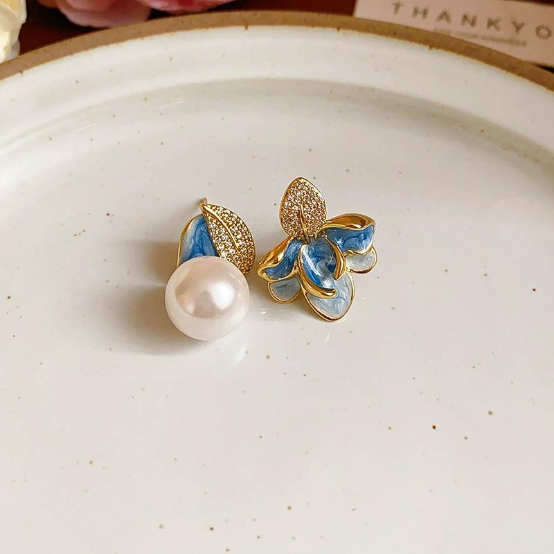 Temperament Asymmetric Drop Earrings Women Blue Enamel Oil Petal Flower Rhinestones Leaf Imitation Pearl Dangle Earrings Jewelry