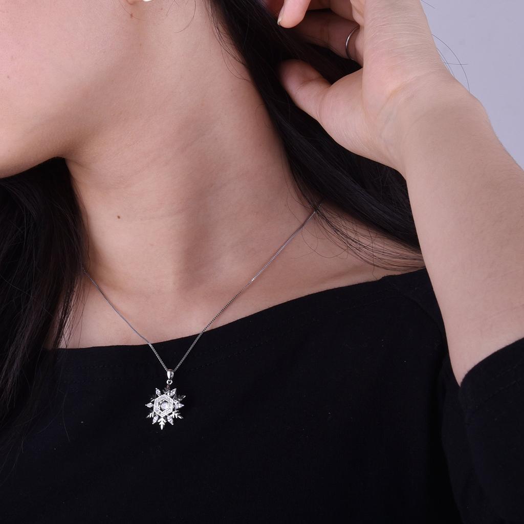 [Long Way] Women's Necklace, Snow Pendant, Sterling Silver 925 & Zirconia, Perfect Gift for Celebrations, Mother's Day, Birthdays, Anniversaries