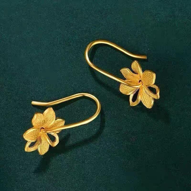 Gold Floral Ear Hooks: Classic, Versatile Earrings for Women
