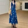 Super Good-looking Printed V-neck Vest Dress, Seaside Vacation Style Waist Repair Off-the-shoulder High-waisted A-shaped Long Skirt