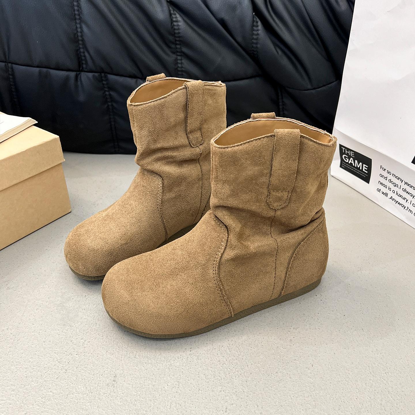 

Retro pleated pile short fashion boots women s autumn 2025 new simple retro flat comfortable knight boots 34