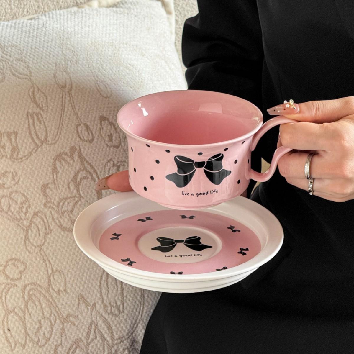 

Bow High Looking Girl Coffee Cup Saucer Set Creative Ceramic Tea Cup Gift Household Water Cup Breakfast Cup 300ml