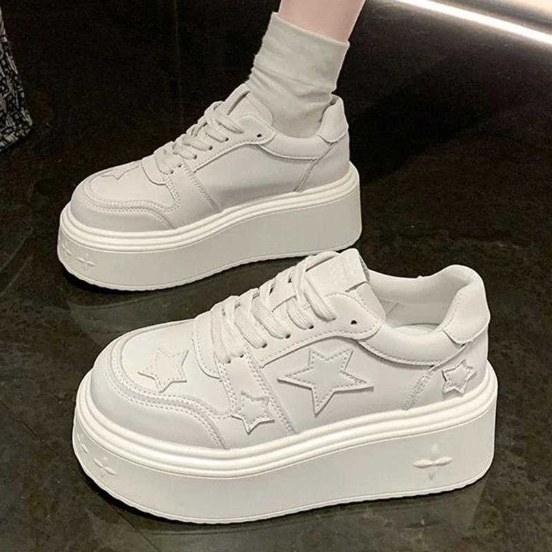 Autumn Women Platform Sneakers Outdoor Casual Personalized Stars Design Skateboard Comfortable Lace Up Sneakers Sport Shoe 35-40