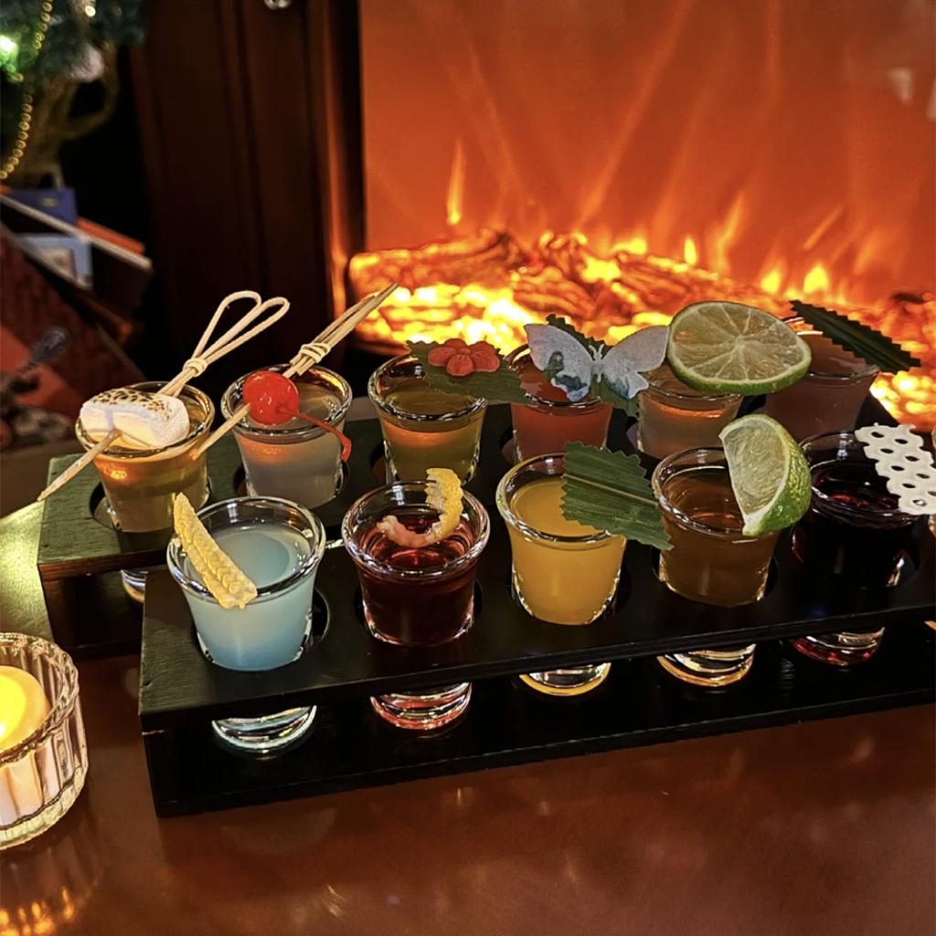 1-4 ks Plastové panáky, 2oz Panáky na whisky ve tvaru kulky, Odolné Party Bar Svatba Nápojové sklo, Opakovaně použitelné Ekologické Koktejl Vodka