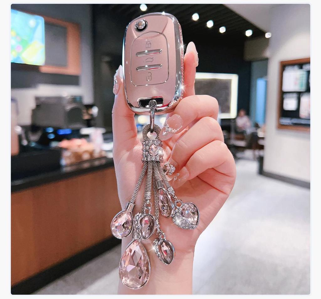 Wuling Bingo & Baojun Kiwiev Key Cover: Protective Buckle for Yueye, Yun Duo, and Bingo Plus Models