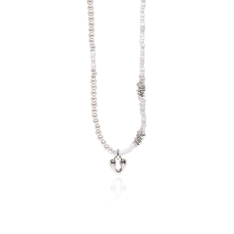 XI`ANN Embrace white beads N Embrace bead necklace (white)