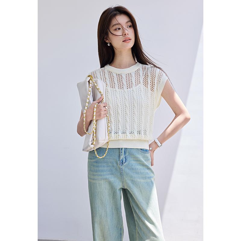 Summer [Light Gap Pleats] Hollow out Fried Dough Twists Knit Shirt Round Neck Sleeveless Blouse with Three Dimensional Texture Overlay