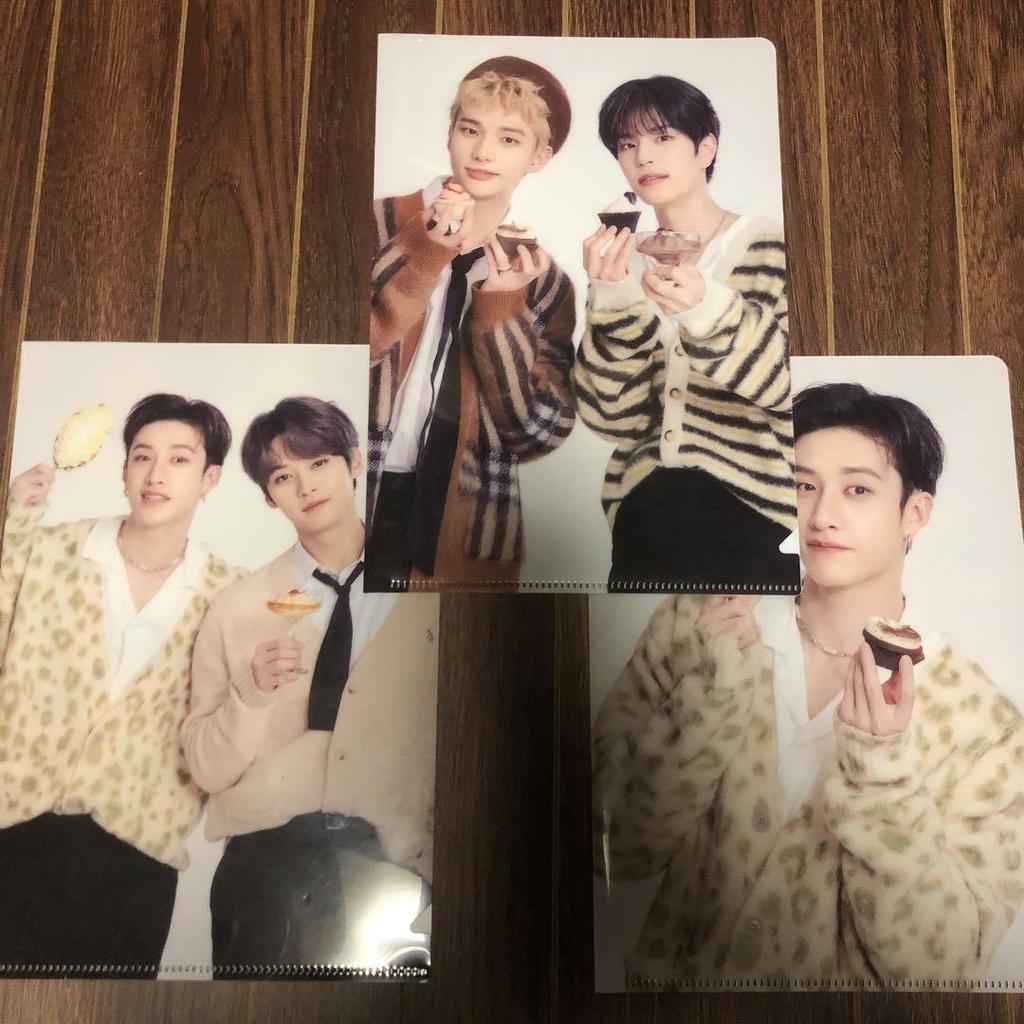 [USED] Stray Kids CD, clear file, magazine, strap
