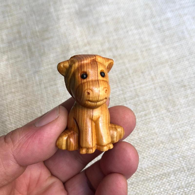 1/2Pcs Mini Wood Carving Chinese Year Horse Ornaments Zodiac Statue Cute Horse Decor Office Desktop Decor Car Decoration