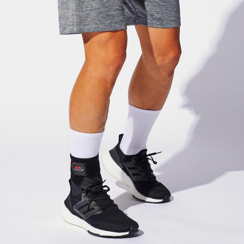 McDavid Phantom Ankle Brace 5 Ambidextrous Ankle Support with Stays and Sizes Favorite Brand of Basketball Player Yuta for and Rugby (M4305), Straps,