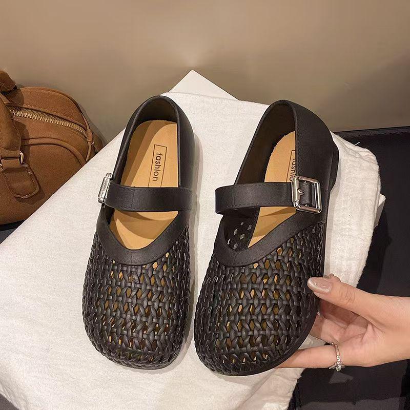 Damsandaler för sommaren, med öppen tå, för fritid - Enfärgade, ihåligt mönster, spännrem